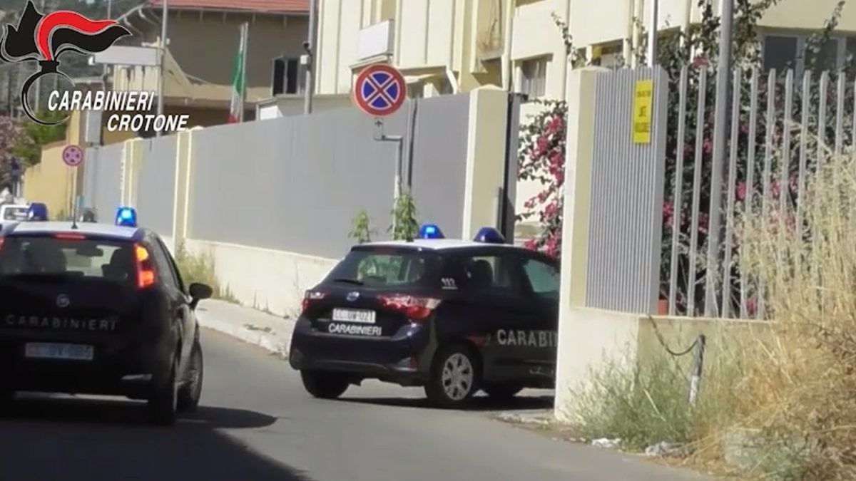 ‘Ndrangheta, tre arresti per l’omicidio di Giuseppe Castiglione. La svolta dopo 23 anni – VIDEO