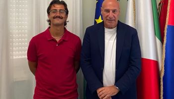 Crotone, il sindaco incontra il bagnino eroe: “Un esempio di coraggio e preparazione”