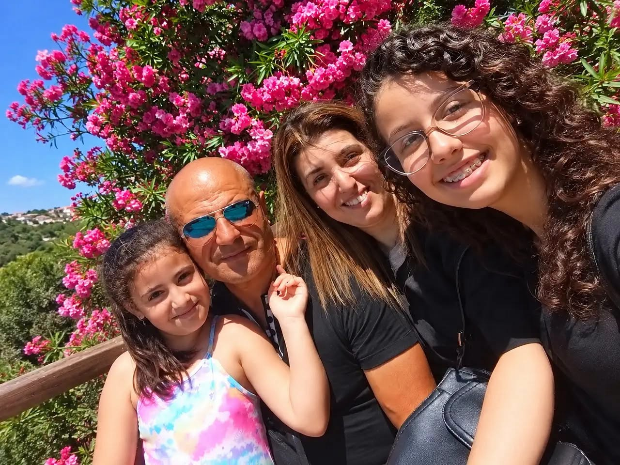 Una famiglia distrutta sulla Jonio-Tirreno, morti il padre e le figlie. La madre resta gravissima