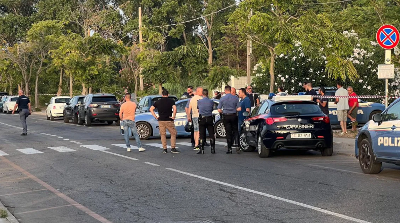 Corigliano Rossano, rissa e spari come nei film. «La borghesia dov’è?» – VIDEO