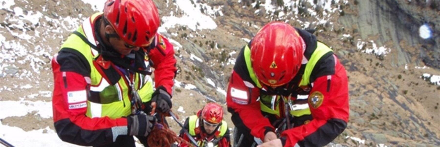 Grand Combin, si staccano alcuni ghiacciai: almeno due morti