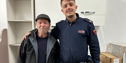 Cade a terra in preda a una crisi epilettica, uomo salvato da un poliziotto nel Reggino