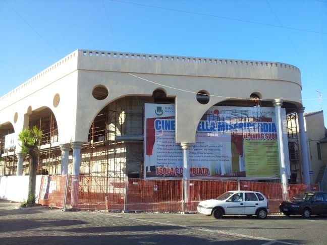 JONNY | Poerio, recordman di voti e uomo del clan