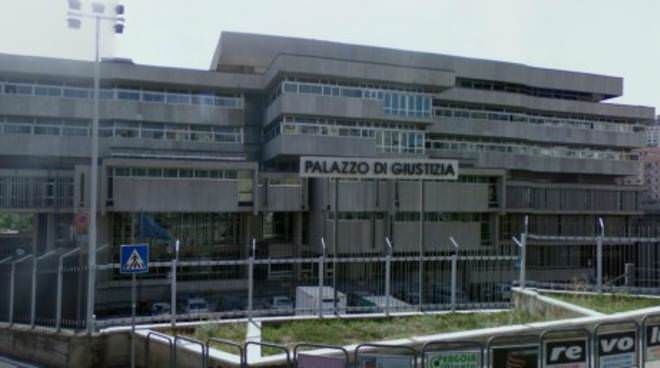 Ricettazione e guida senza patente, assolto il collaboratore di giustizia Noblea