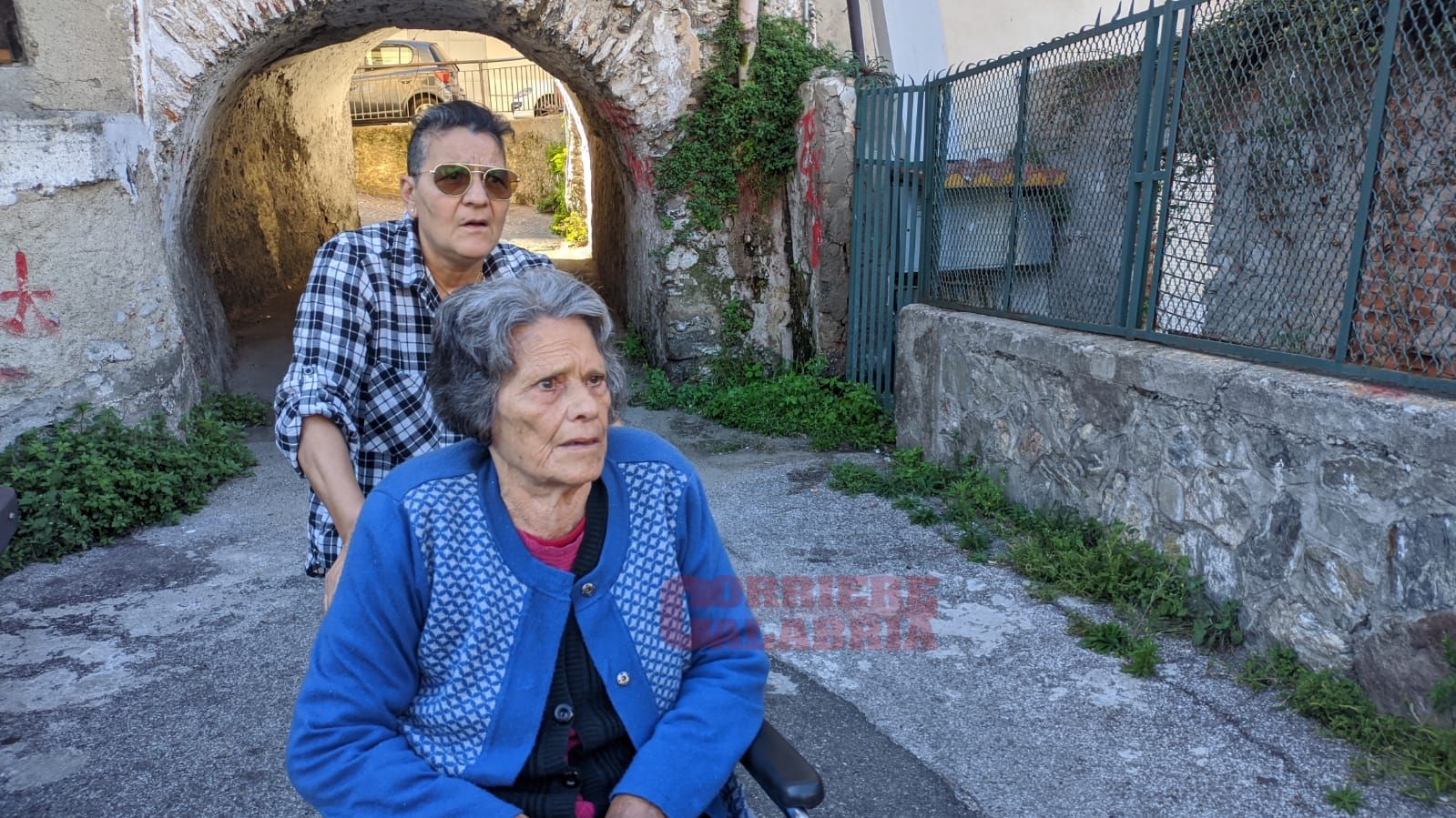 Lamezia, il diritto per un parcheggio disabili diventa un’agonia lunga 8 mesi. «Continuano a prendermi in giro» – VIDEO