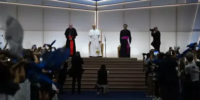 Papa Leone XIV: «Prima dei confini ci sono le persone»
