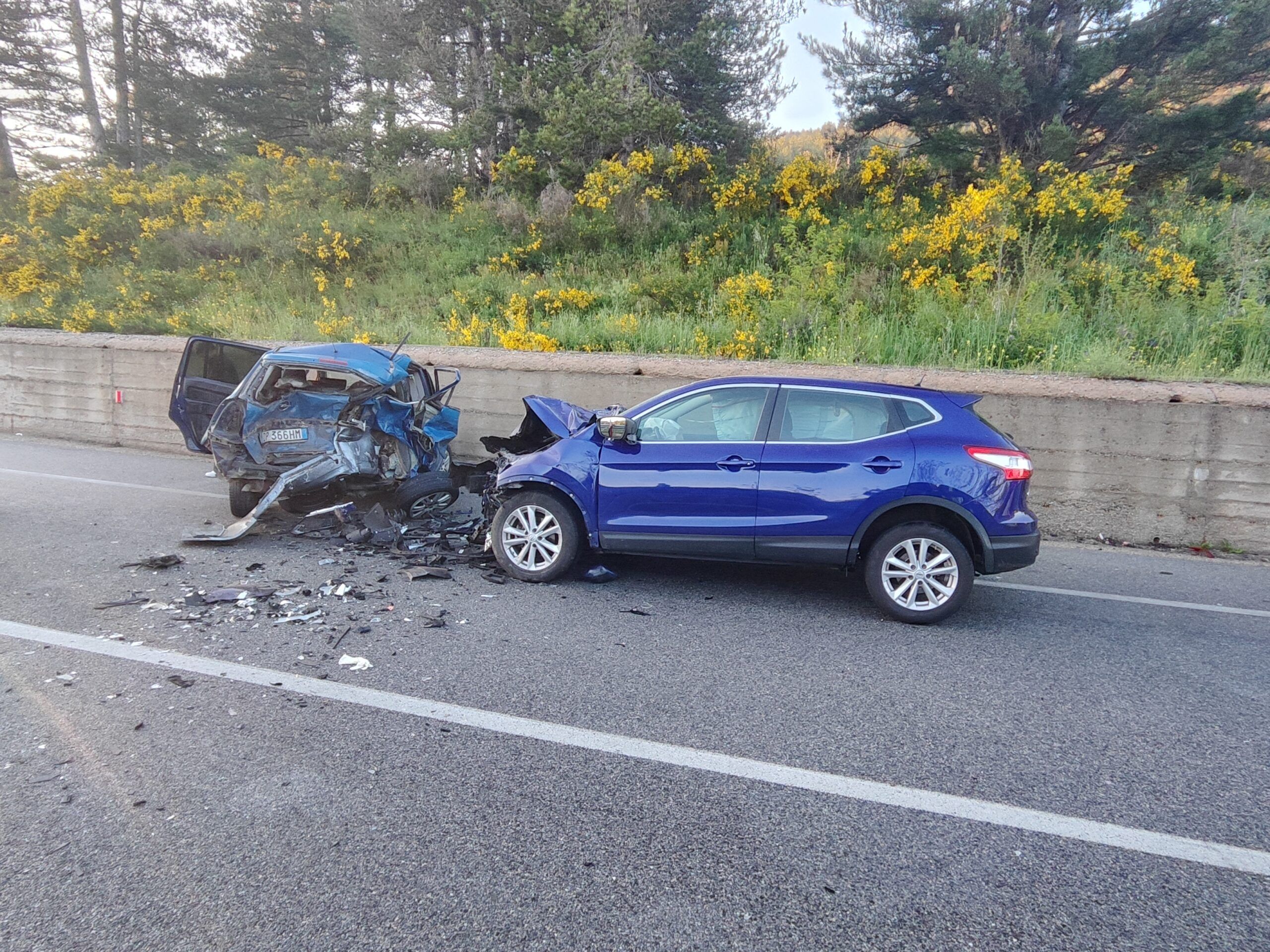 Scontro tra auto a San Giovanni in Fiore, morto in ospedale il ferito grave – FOTO