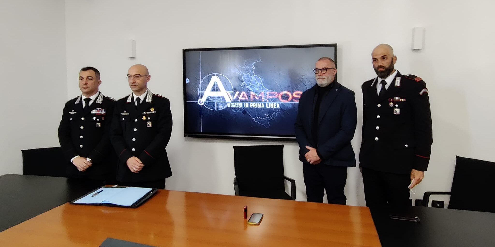 Presentata a Reggio “Avamposti”, docuserie che racconta «la quotidianità degli uomini in divisa» – TRAILER