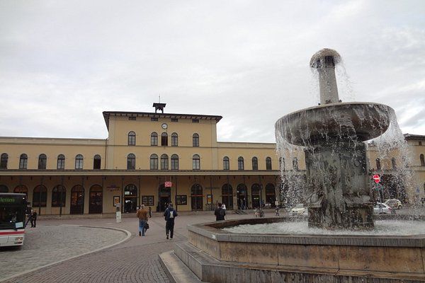 Esplosione alla stazione di Augusta in Germania: area isolata