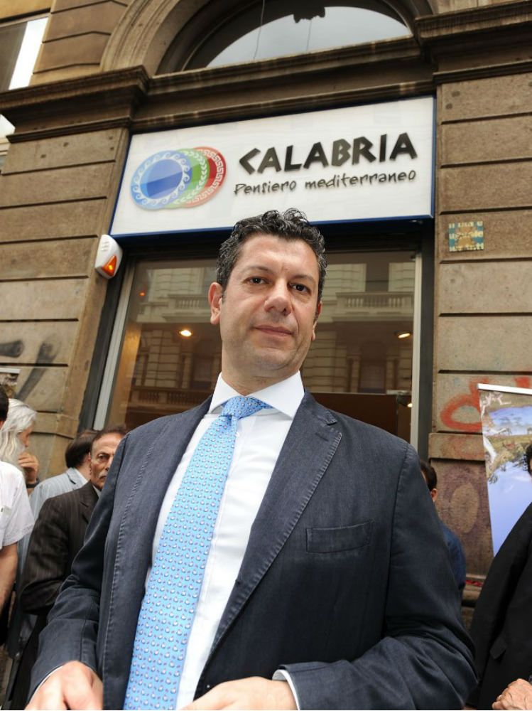 «Non candideremo omosessuali» Polemiche contro Scopelliti