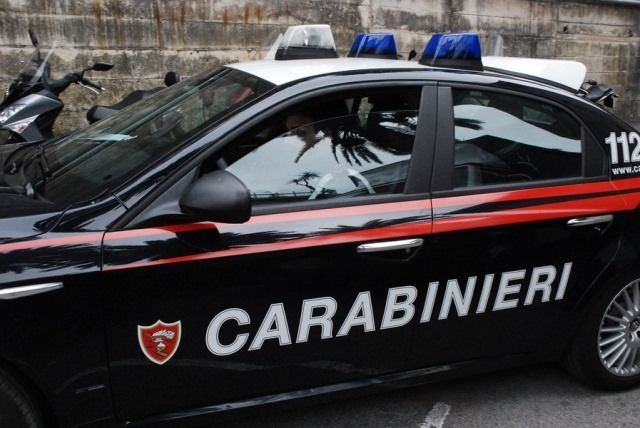 Lamezia, bomba davanti a un'abitazione