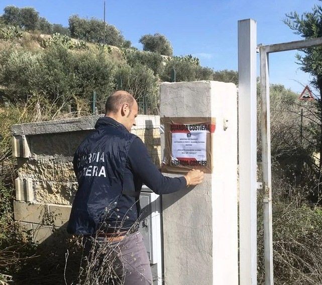 Scarichi nel torrente, sequestrato depuratore di Rocca Di Neto