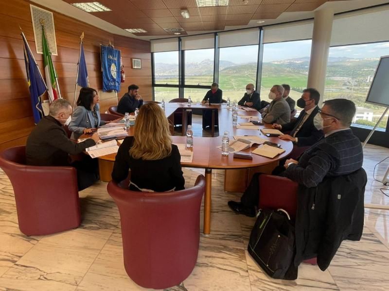 Centri per l’impiego e Piano “Gol”, la Regione incontra sindacati e Unindustria