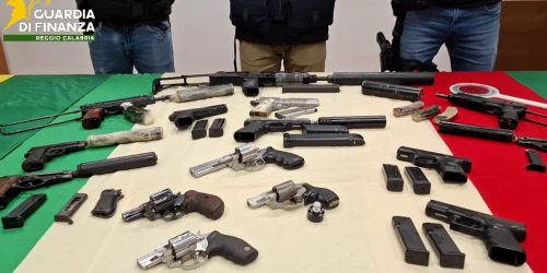 arsenale piana gioia tauro