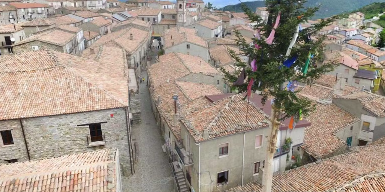 Riqualificazione dei piccoli Comuni, arrivano le risorse per 15 enti locali calabresi – ELENCO