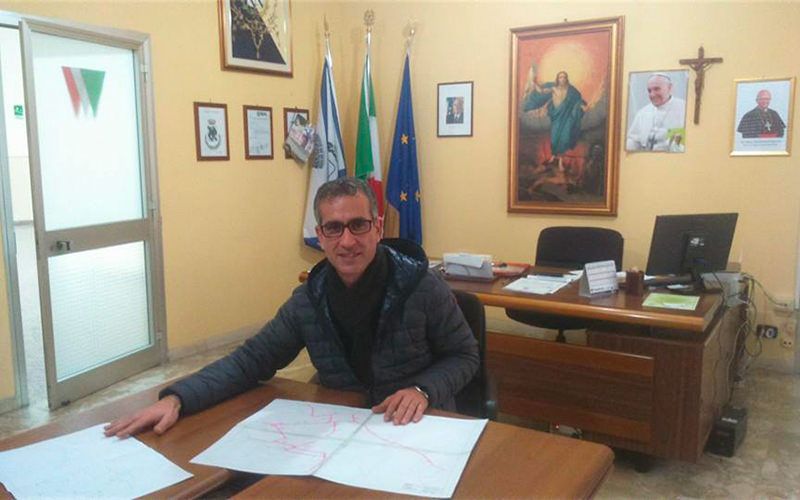 Scoppia il caso Rizziconi: 4 tamponi positivi. Ma il sindaco: «Situazione sotto controllo»