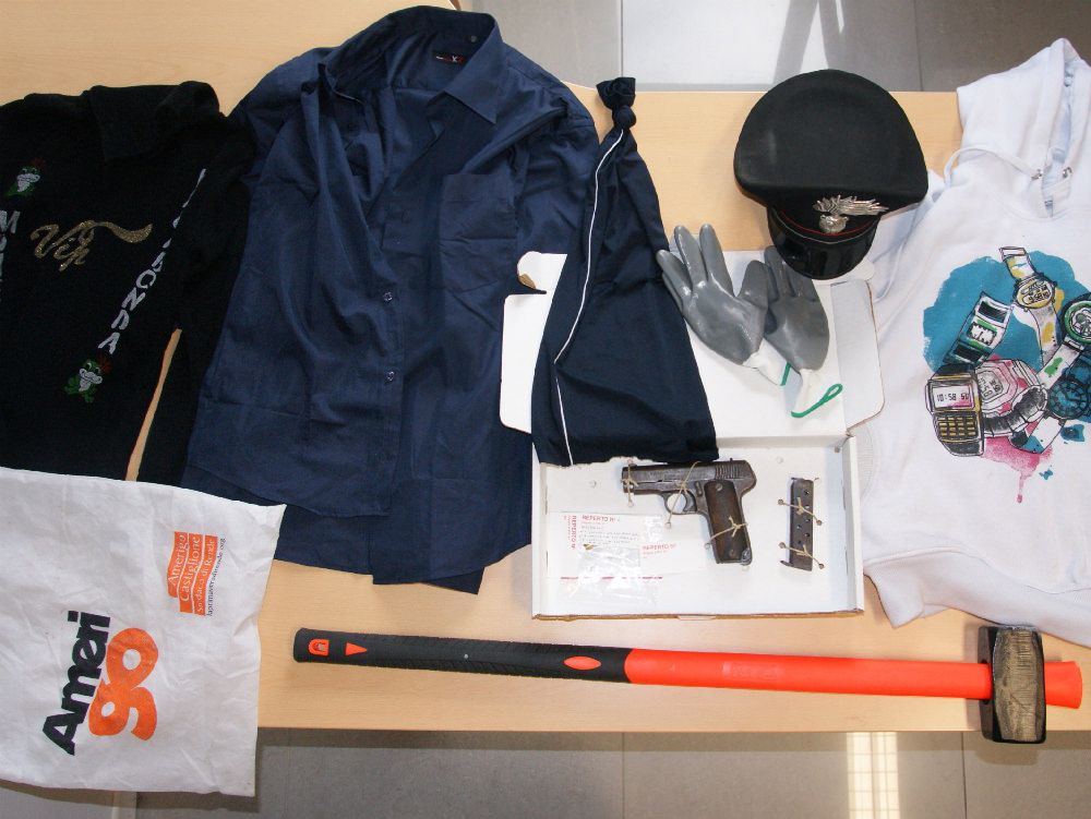 Fallisce una rapina a Montalto Uffugo, tre arresti