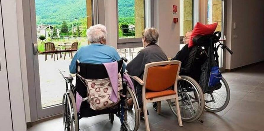 Covid, via libera alle visite nelle Rsa