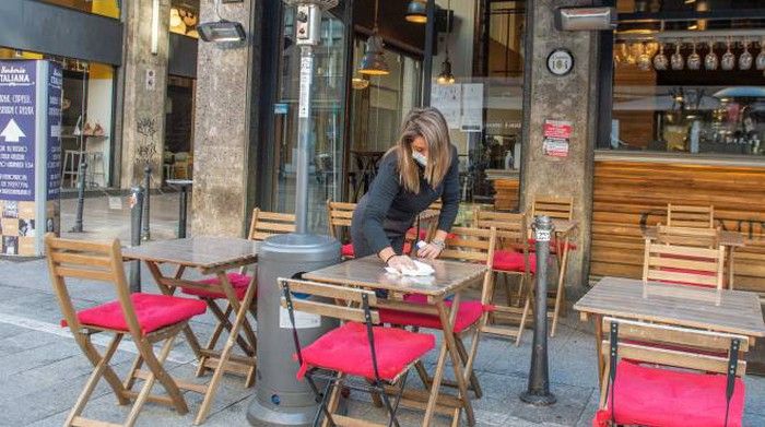 Covid, dati ancora in discesa. Calabria verso la conferma della zona gialla