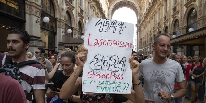 «Ascoltare le ragioni di chi scende in piazza»