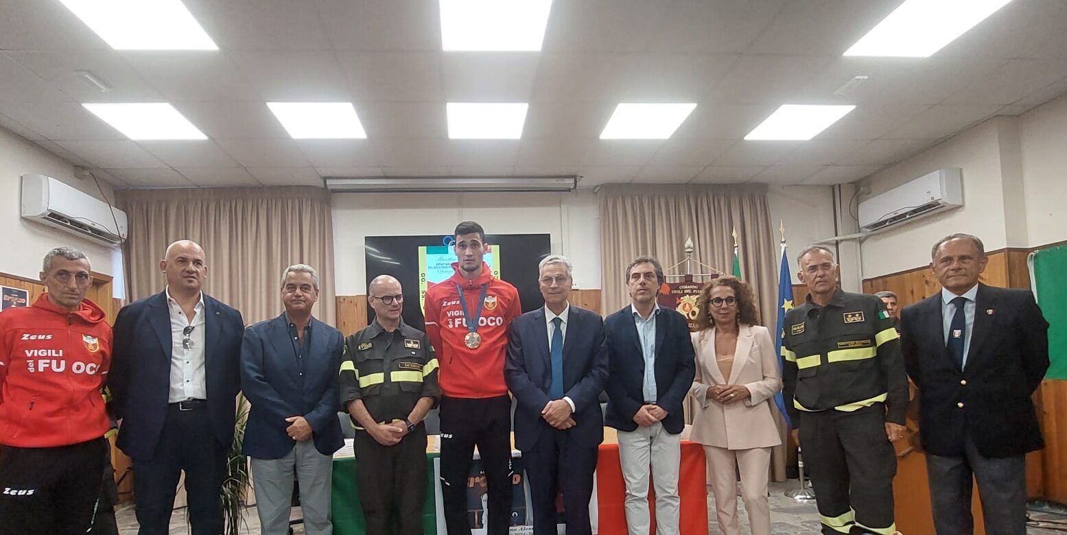 Vigili del fuoco in festa per Simone Alessio, medaglia di bronzo nel taekwondo alle Olimpiadi