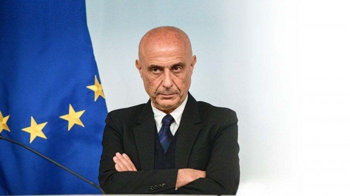 Niente Calabria per Minniti, sarà candidato nelle Marche
