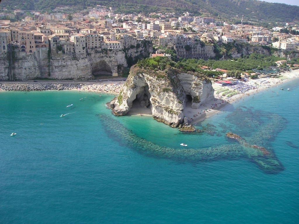 A Tropea arrivati i primi turisti del 2017