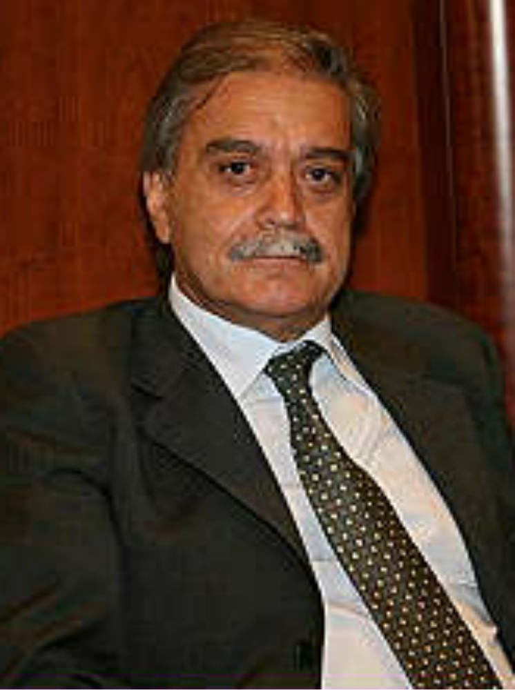 IN EDICOLA | Stoppato il vitalizio di Domenico Crea