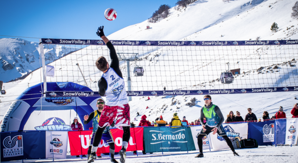 Al via il campionato italiano di snow volley, la seconda tappa a San Giovanni in Fiore