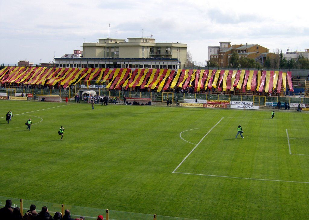 Catanzaro-Palermo, vietata la trasferta ai tifosi rosanero