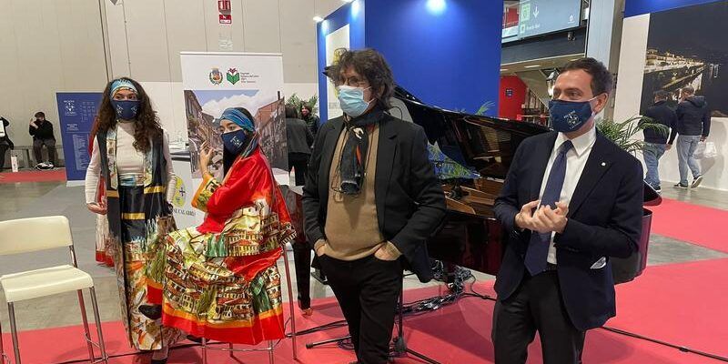 “Artigiano in Fiera”, la Calabria apre la vetrina nazionale con Sergio Cammariere – VIDEO