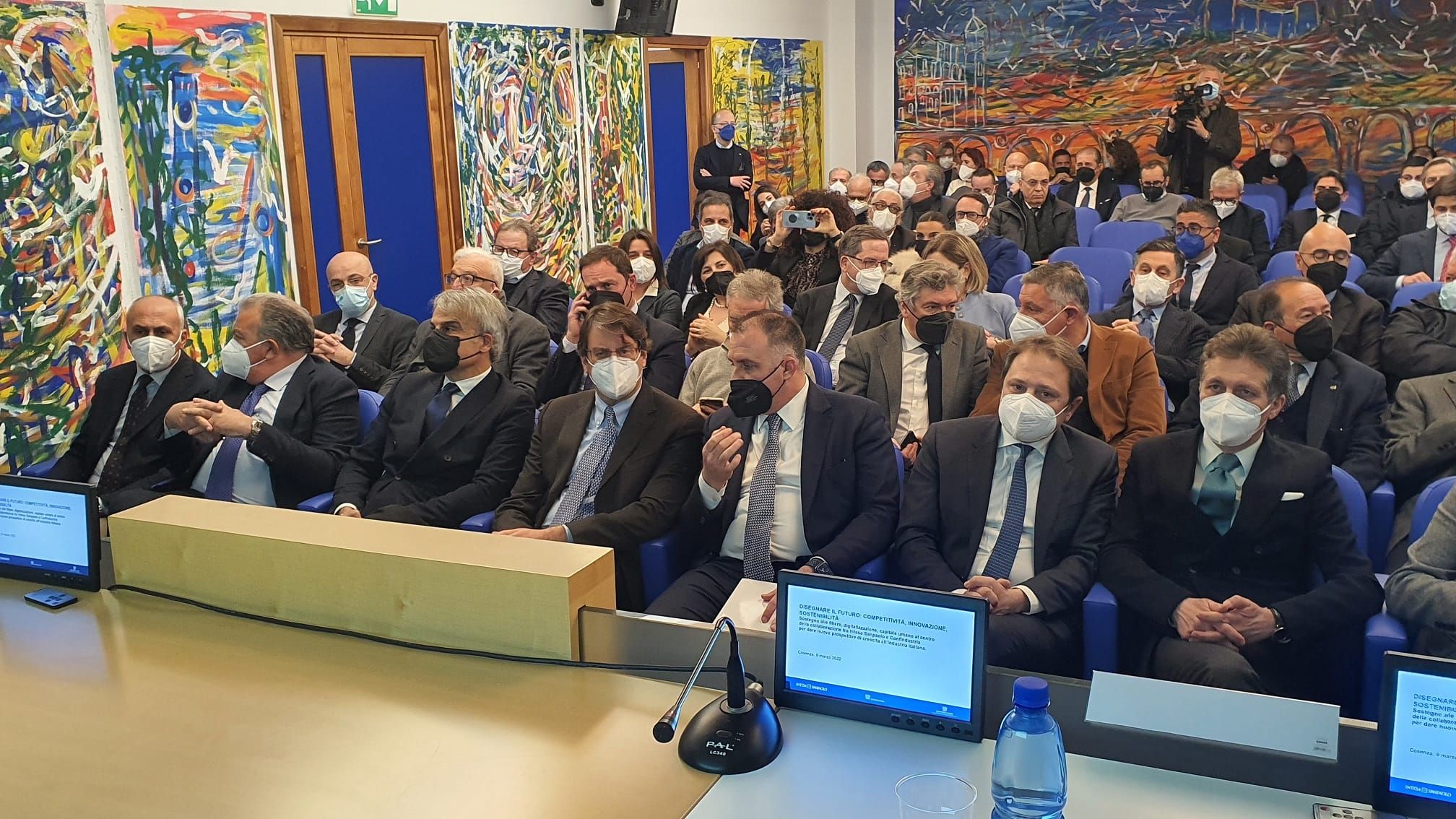 Nuovo accordo tra Confindustria e Intesa San Paolo: 1,5 miliardi per le imprese calabresi