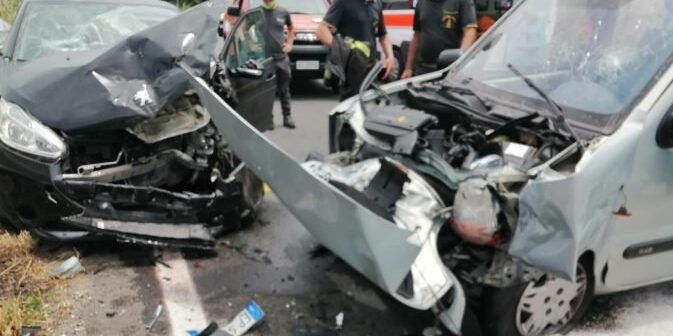Vibo, incidente sulla strada “Delle Serre Calabre”: un morto e due feriti