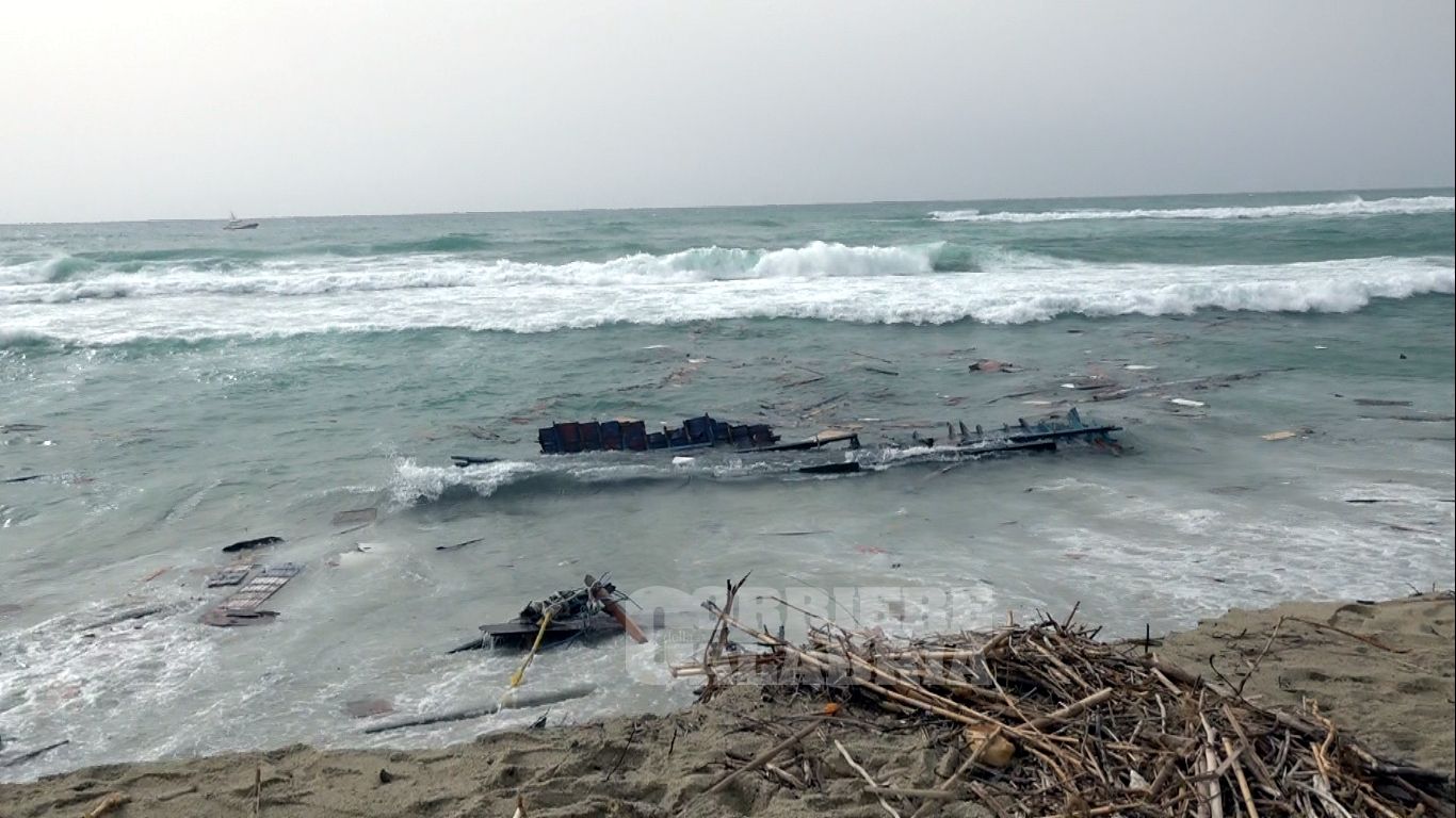 Oggi l’accertamento irripetibile dell’Interpol sul cellulare dello scafista minorenne