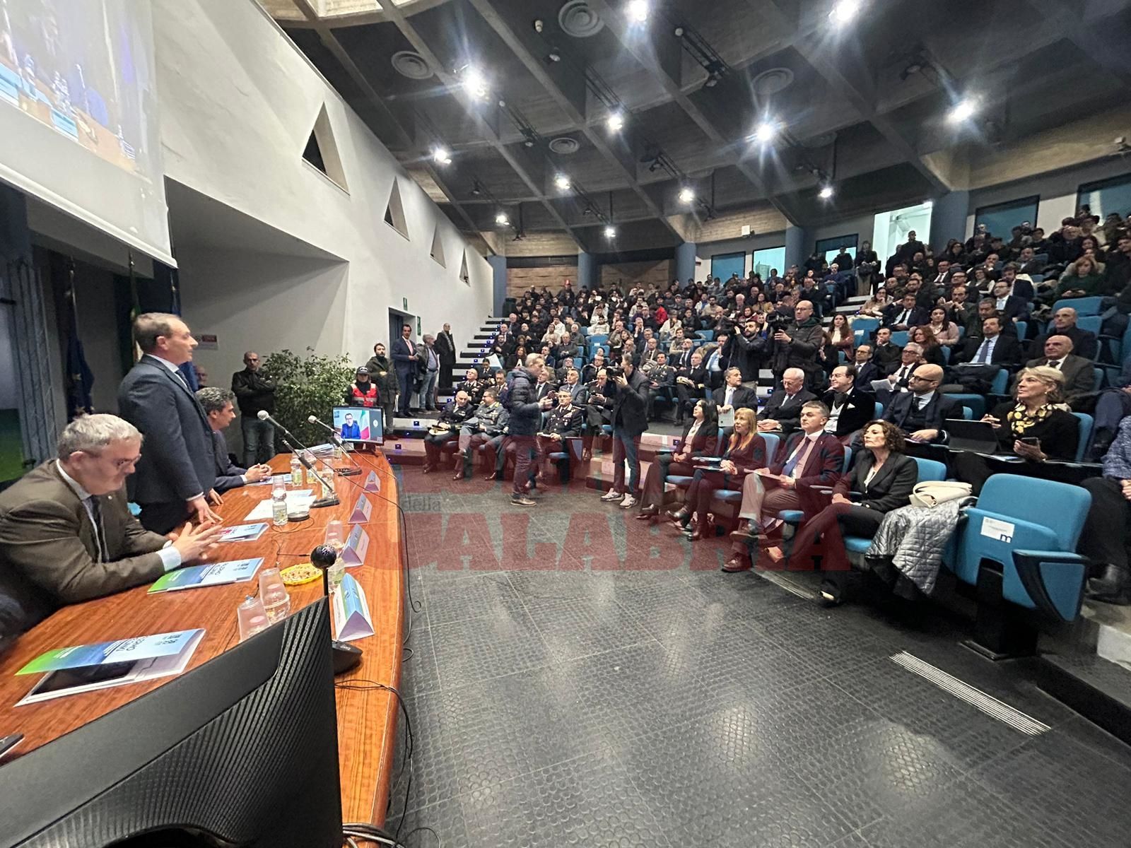 Ponte sullo Stretto, «l’avvio dei lavori nel 2024» ma rimane il nodo espropri