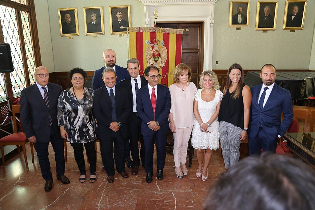 Catanzaro, Abramo ufficializza la giunta – VIDEO