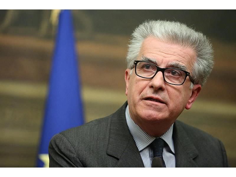 «Privilegi: Zanda dimentica, l’Italia no»