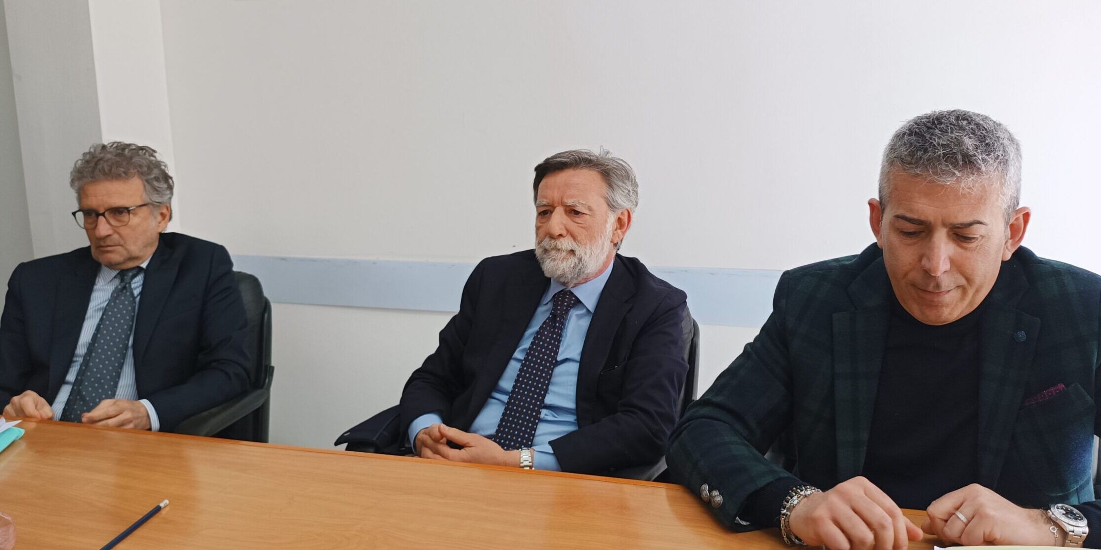 Catanzaro, Azione: tre mesi senza Consiglio comunale, altro record negativo di Fiorita