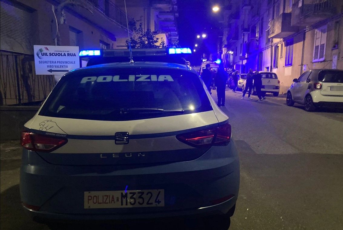 Lite a colpi di crick a Vibo, due feriti