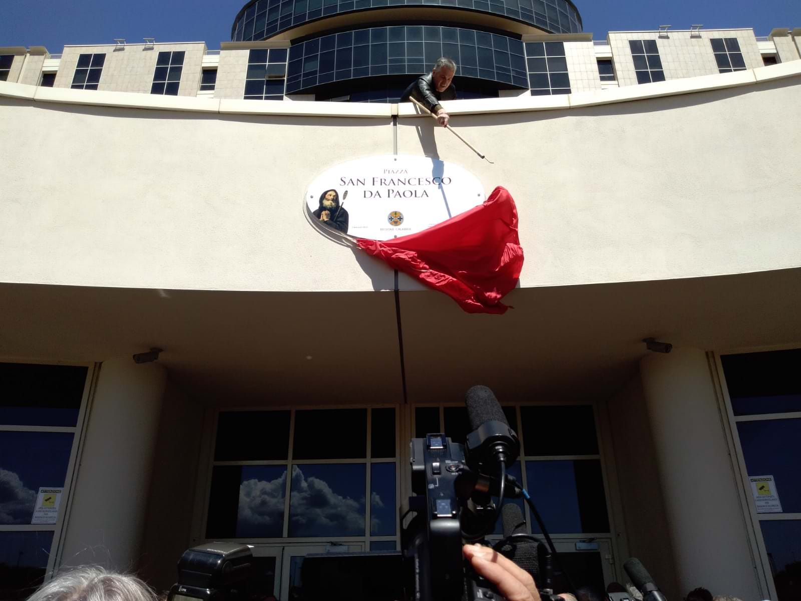 «Da oggi la casa dei calabresi sarà nel cuore di San Francesco di Paola» – VIDEO