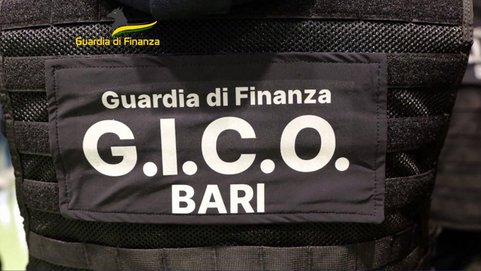 Estorsioni ad un imprenditore dal carcere, 5 arresti