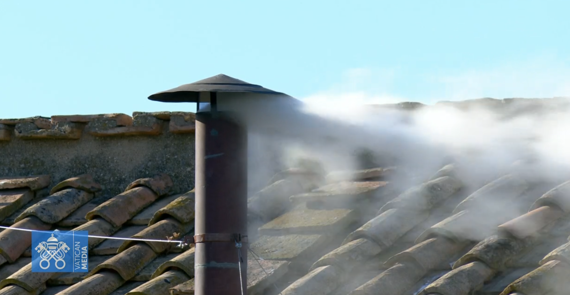 Fumata bianca, eletto il nuovo Papa