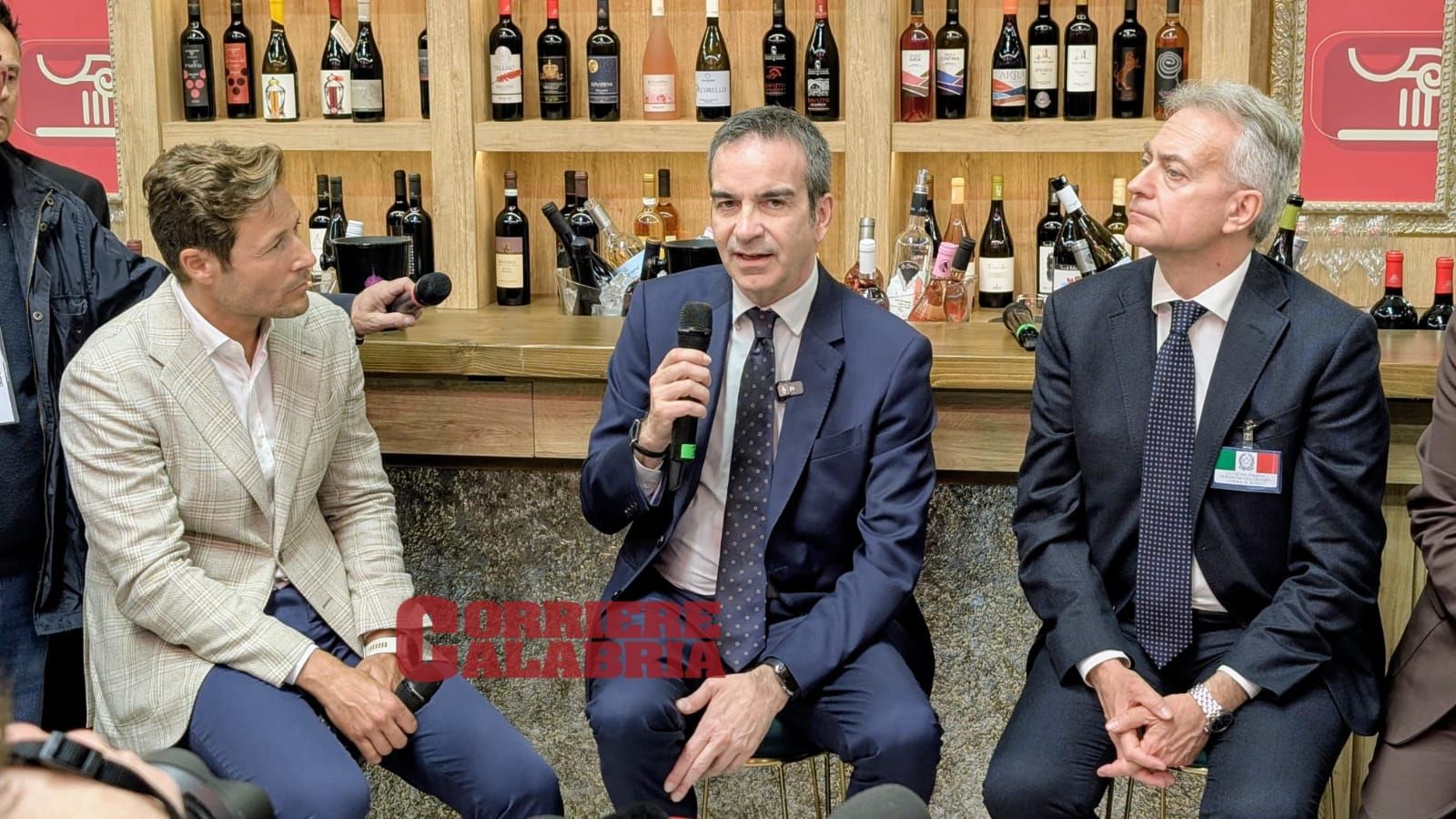 Inaugurata la 58esima edizione di Vinitaly: Calabria protagonista. «Sull’enoturismo possiamo fare un grande lavoro»