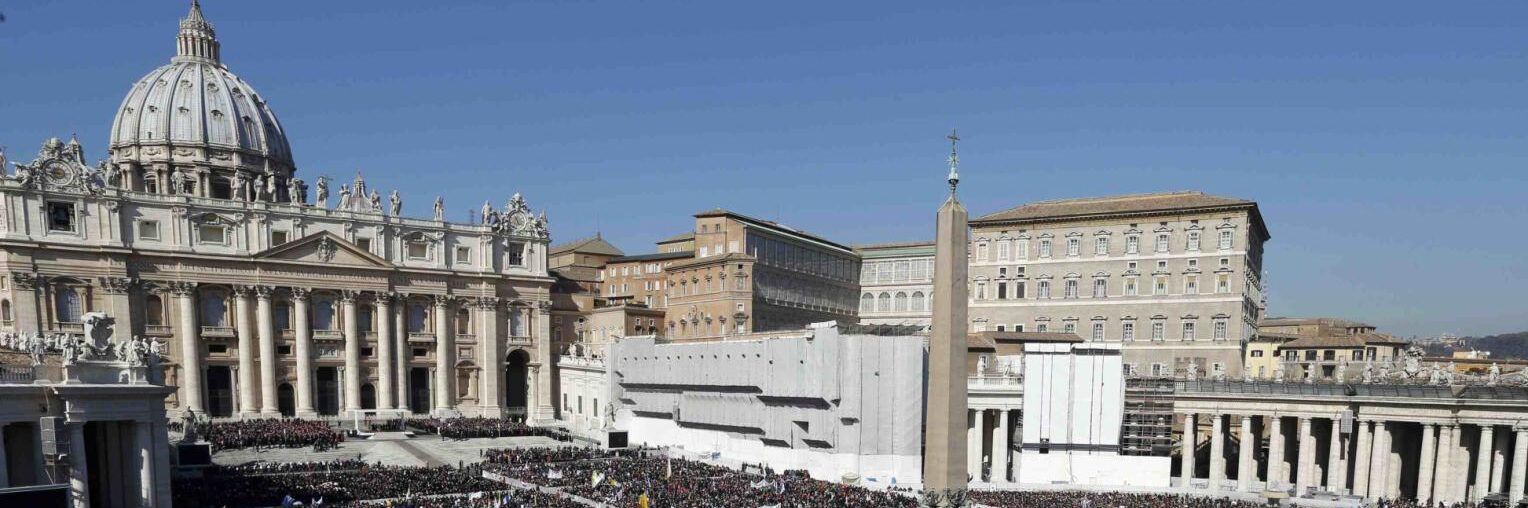 Camorra, il boss Moccia e l’imprenditore in udienza dal Papa