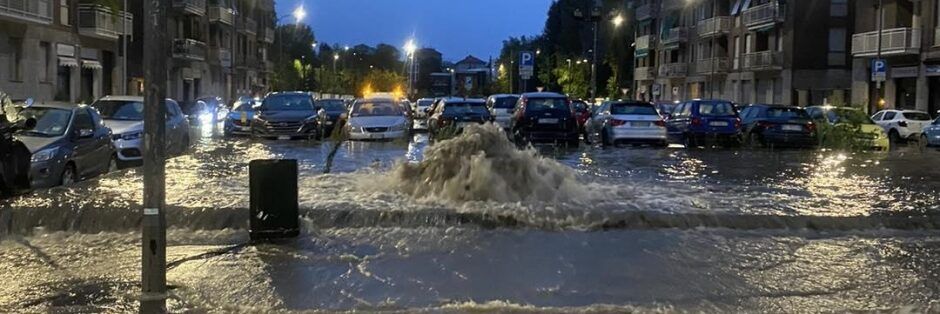 Italia divisa a metà: bomba d’acqua nel Milanese. Caldo al Sud