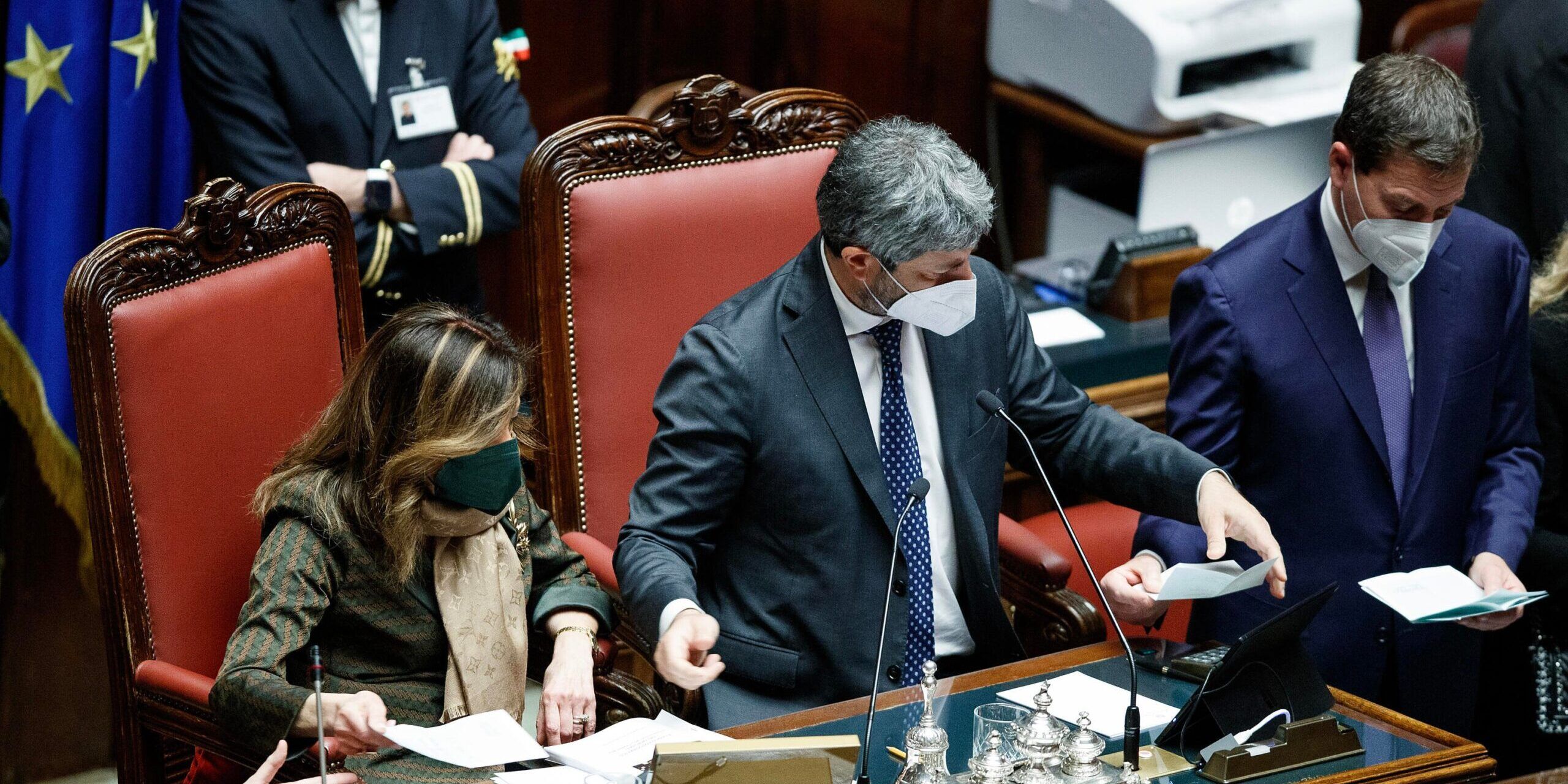 Quirinale, nuova fumata nera. Il centrosinistra boccia la terna