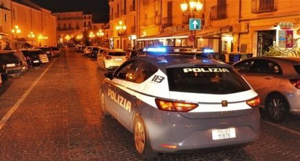 Rapina "alcolica" al supermercato di Lamezia, arrestato 29enne