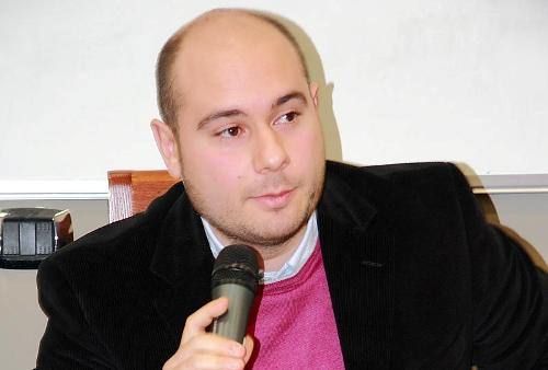 «Soldi alle parrocchie? Clientele di Abramo in vista del voto»