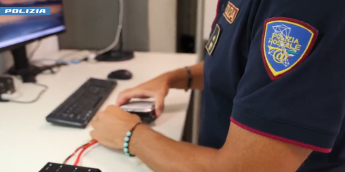 Pedopornografia 5 arresti