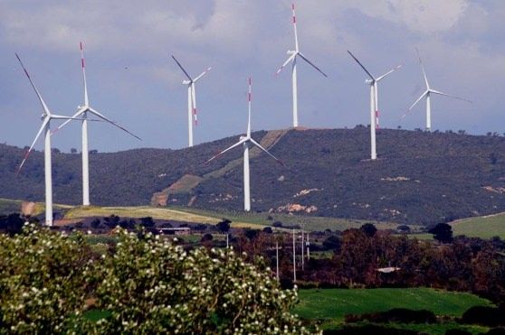 SIX TOWNS | La compagnia dell'eolico